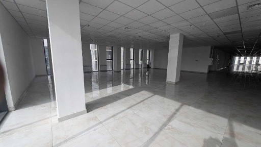 Сдается в бизнес центре под ОФИС 750 м2 ОПЕН СПЕЙС