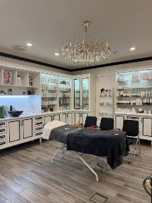 Продается 2/1/4 Ойбек нежилое