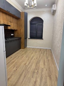 Беруний метро якинида 3 хонали квартира