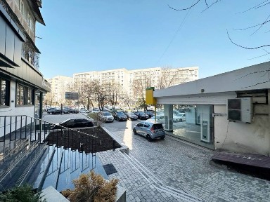 Айбек | Шох мед центр - Сдается в аренду Евро офис вдоль дороги 150м2