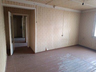 Срочно продаётся своя квартира. 2/2/2 Спутник 1