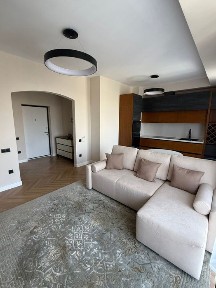 Green Island Продается 2 комнатная квартира ремонт ул. Садыка Азимова