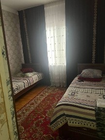 Uy sotiladi Yunusobod 19kv 5xona