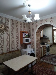 Kvartiar Dom sotiladi ! uchtepa rayon 4 xona