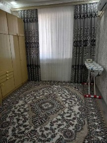 Navoiy shahar Yangi bozor oldida 3 xonali 6etajda 780mln (kami bor)