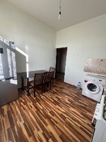 Продается квартира. Яшнабад район. Гузал Махалля. (артел дом)