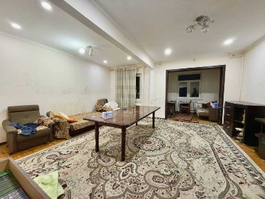 4/4/5 Карасу-1 Среднее состояние 92м2 Удвоенный зал Ориентир: 209 школа