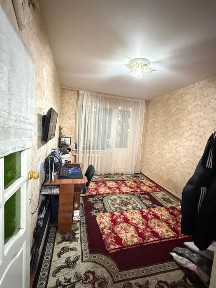 Срочно 7 мкрдан 5этажлик домнинг 5 этажидан 2хоналик квартира сотилади