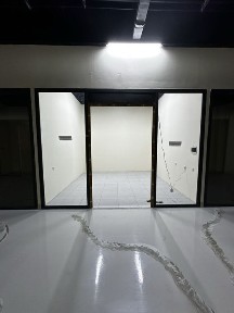 IBN SINO Savdo Markazi (описанияда)