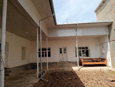 Куктерак Улугбек кучада дамас кучадан 100 метр 3.5 сотиг 5 хона