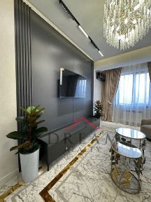 Срочно продается 3/3/7 Куйлюк массив 5 Новостройка Кирпич