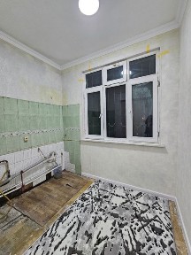 Sergeli 7, 2/4/9. 70 kvadrat xonadon srochno sotuvda (Ipoteka mumkin)