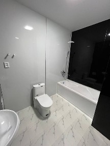 Kriti tomonda 2 xonalik uy sotiladi