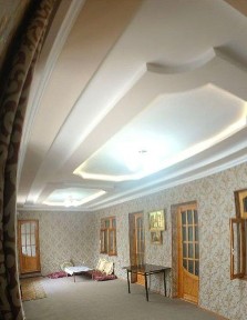 Uy sotiladi keles Abdurahmonovda hasanboy betonkaga chiqadigan ko'cha