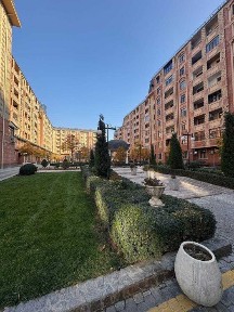 ЖК Parisien 2-х комнатная квартира мост Мукумий