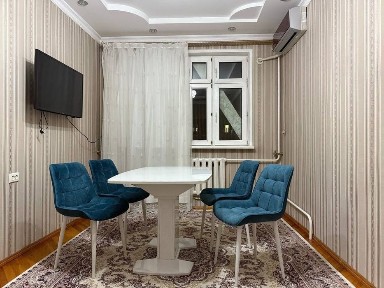 Продаётся квартира Юнусабад 12кв 4/4/9