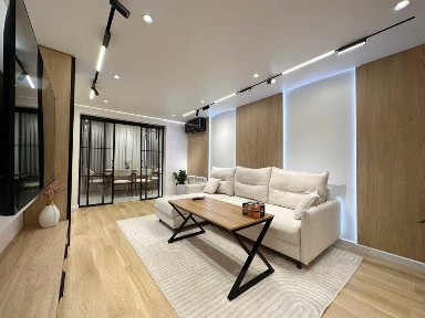 СРОЧНО Продается 3в4 комнатная Мирабад ул Фидокор кирпич балкон 2х6