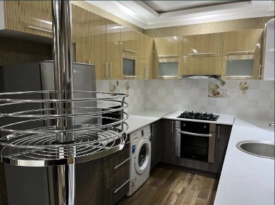 Продается кв спец план 2.в3/5/5 Лифт