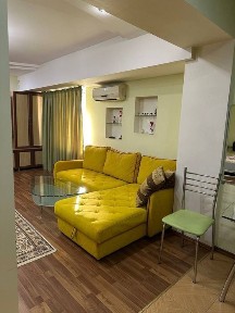 Продаётся 1ком на Ц-4/Ц4 43квм ор-р: м. Абдулла Кадырий, Массив Кашгар