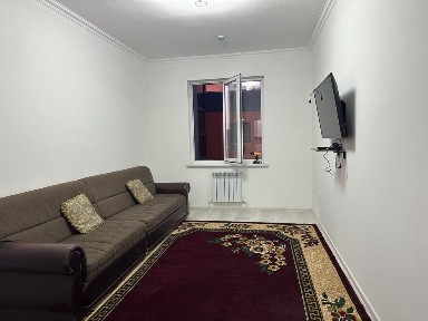 1 хона Квартира 3- этаж куп муддатга 17/3 мусаффо маскае