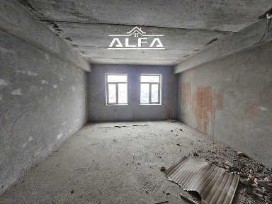 buxoroda kvartira sotiladi 3 xonali 130m² 2-qavat.