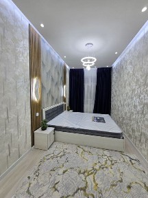 *2 комн. перед в 3. 1 этаж. Балкон 1,5х6. Евроремонт. Мебель техни