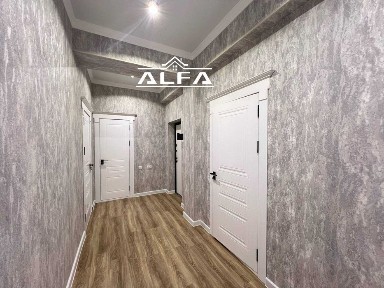 kvartira uy xonadon sotiladi 3 xonali 80m2 4-qavat.