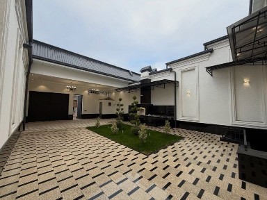 Уч кахрамон Гулистонда 6 хонали уй сотилади uch qahramon uch qaxramon