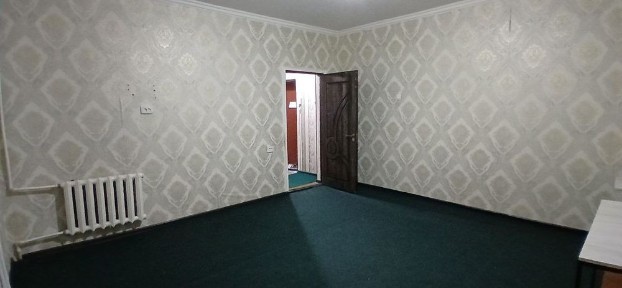 Sergeli tumanida kvartira srochna