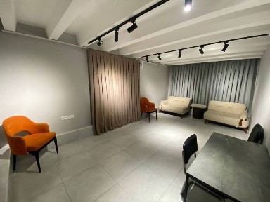 Вдоль дороги 30м² с мебелью Лабзак