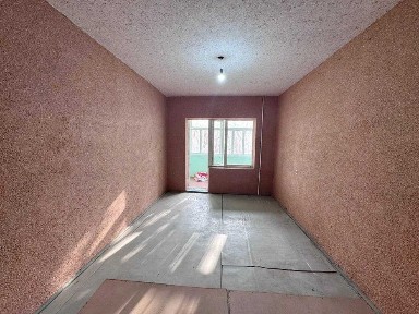 СРОЧНО Продается 3 комнатная 85 м2 Карасу-6 без ремонта 2 этаж