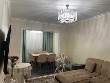 Срочно сдаю 2 ком/3/5 на Максим Горького Ор-р Мир подарков