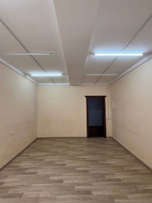 Аренда офис метро Мирзо Улугбек 1 этаж 15 и 17 кв м кондиционер Есть