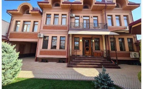 Продаётся Евродом на Никитина, 5-соток (N 12942 )
