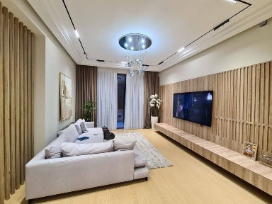 Центр Луначарского Дом 540 м2