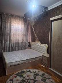 Продается 3 комн квартира в Шайхантахурском районе V444