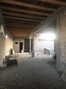 Oq uy mahallada uchastka karobka