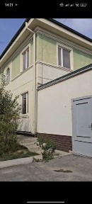 Uy sotiladi 2 qavatli kottej