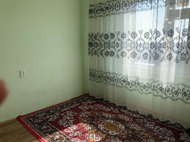 Юнусабад (метро Шахристон ) 1 комн с хозяйкой в 3х комн. Для 1-2 мужчин.