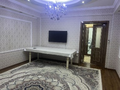 СРОЧНО! 700$ сдаеться в аренду 3-комнатная квартира