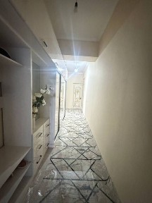 Yunusobod metro yonida