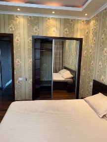 Продается кв: Яшнобадский район 76м2, 3в4