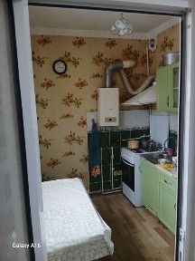 Срочно продаётся 2-х ком. квартира с огородом и летним бассейном