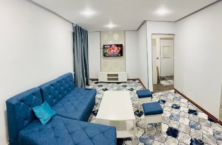 Yakkasaroy Kosmonavtlar metroga 2 minutlik yo'l