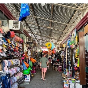 Паркентский базар аренда вещевой рынок 150 магазин 9 кв м аренда.