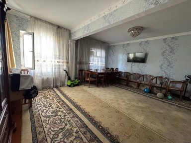 Sotiladi uy yashasa boladi