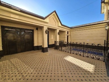 Продам ЕвроДом Центр Луначарского 2,5 сотки