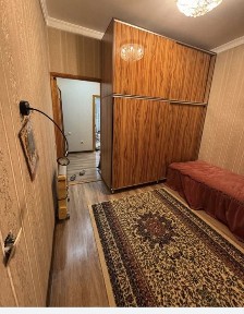 Аренда Туркистон метро 3хона 500 дол оилага йоки кизларга