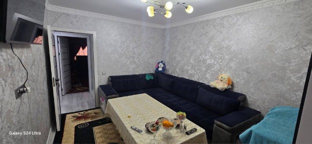 срочно продается квартира 4 комнатная 4 этаж