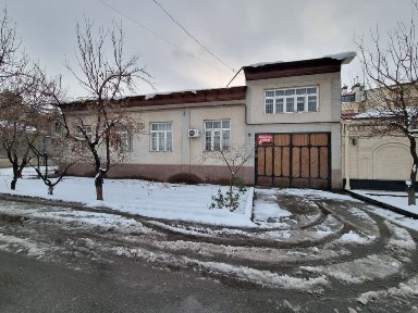 Срочно продается на Саламатина 6.2 соток угловой участок.